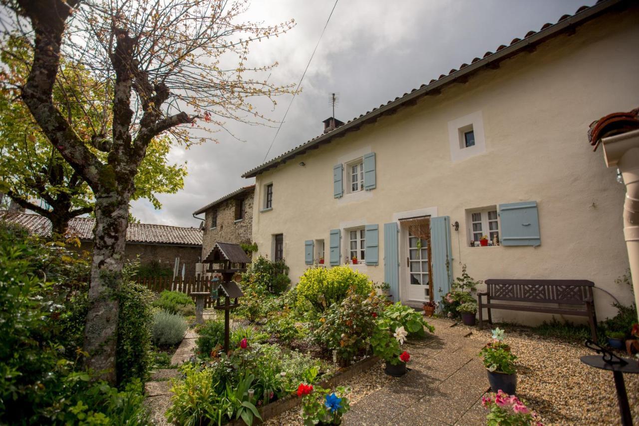 La Maison Des Fleurs Montembœuf Dış mekan fotoğraf