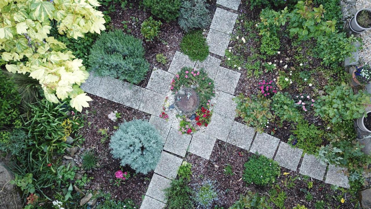 La Maison Des Fleurs Montembœuf Dış mekan fotoğraf