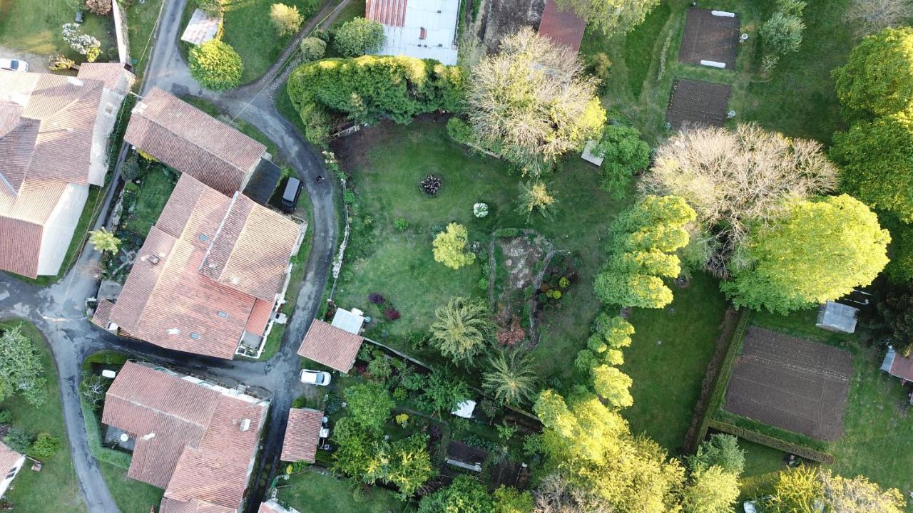 La Maison Des Fleurs Montembœuf Dış mekan fotoğraf