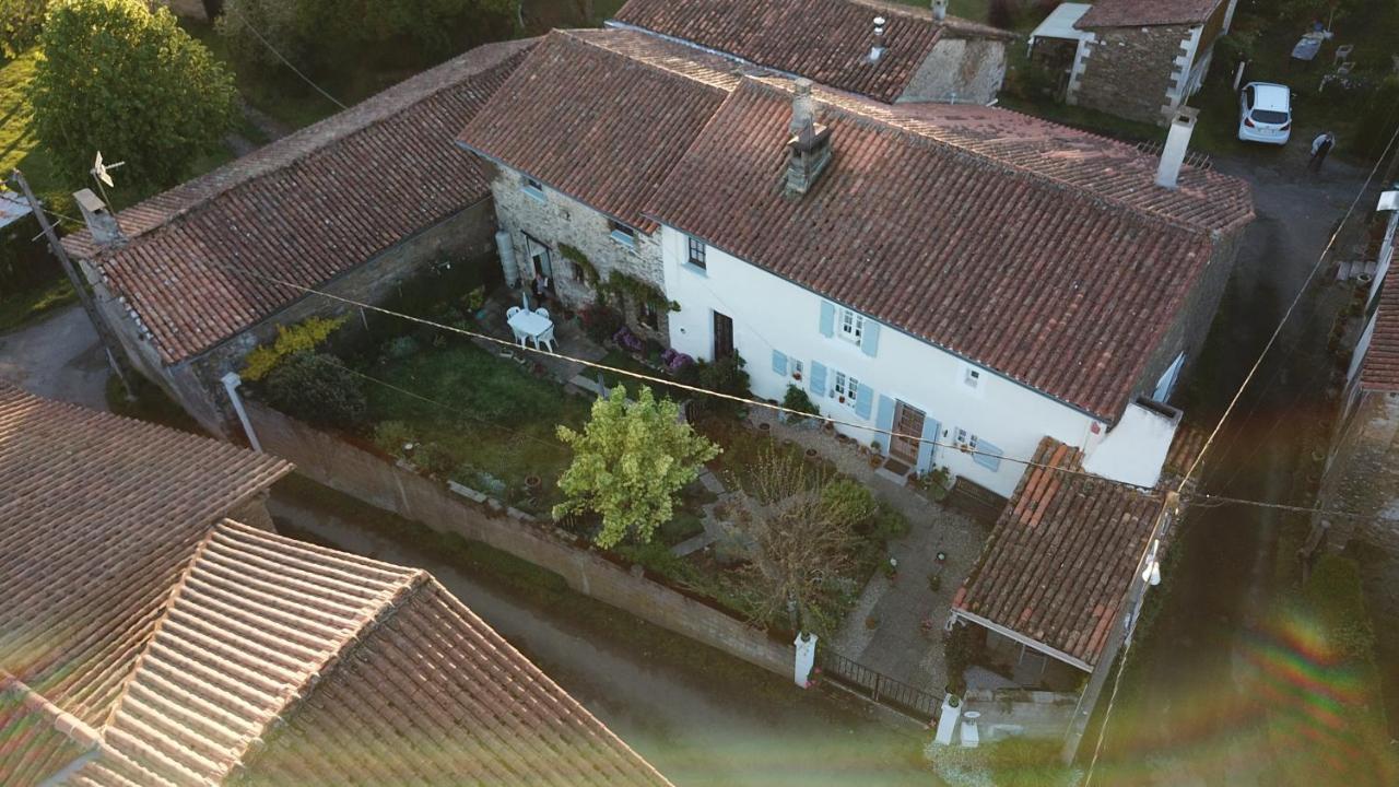 La Maison Des Fleurs Montembœuf Dış mekan fotoğraf