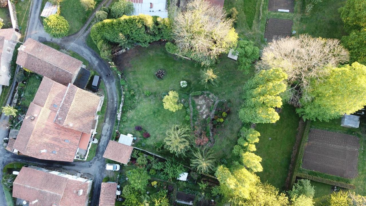 La Maison Des Fleurs Montembœuf Dış mekan fotoğraf